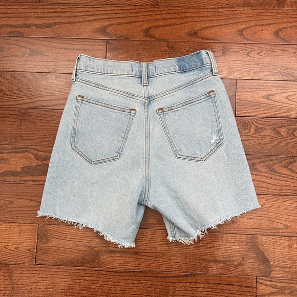 Abercrombie Dad Short - High Rise - Picture 6 of 7